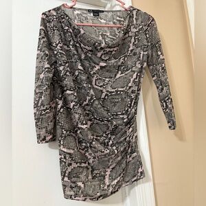 Armani exchange Size Small Gray & Pink Reptile Snake Print Lightweight Blouse